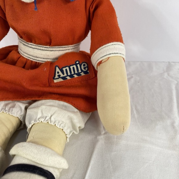 Vintage 1982 Little Orphan Annie 17" Rag Doll  Knickerbocker Toy Applause - Picture 6 of 10